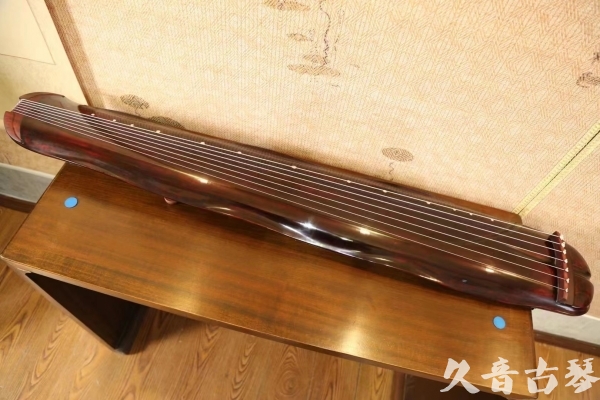南阳市●久音古琴  ●今日推荐  20230516【收藏级断纹蕉叶】
