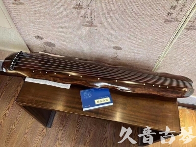 南阳市●久音古琴  ●今日推荐 20230830 【冰丝断纹蕉叶】
