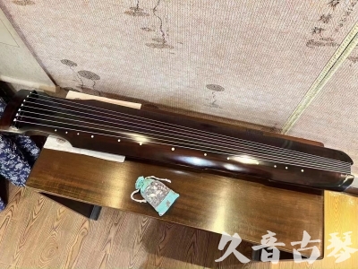 南阳市●久音古琴  ●今日推荐  [高级演奏仲尼式]
